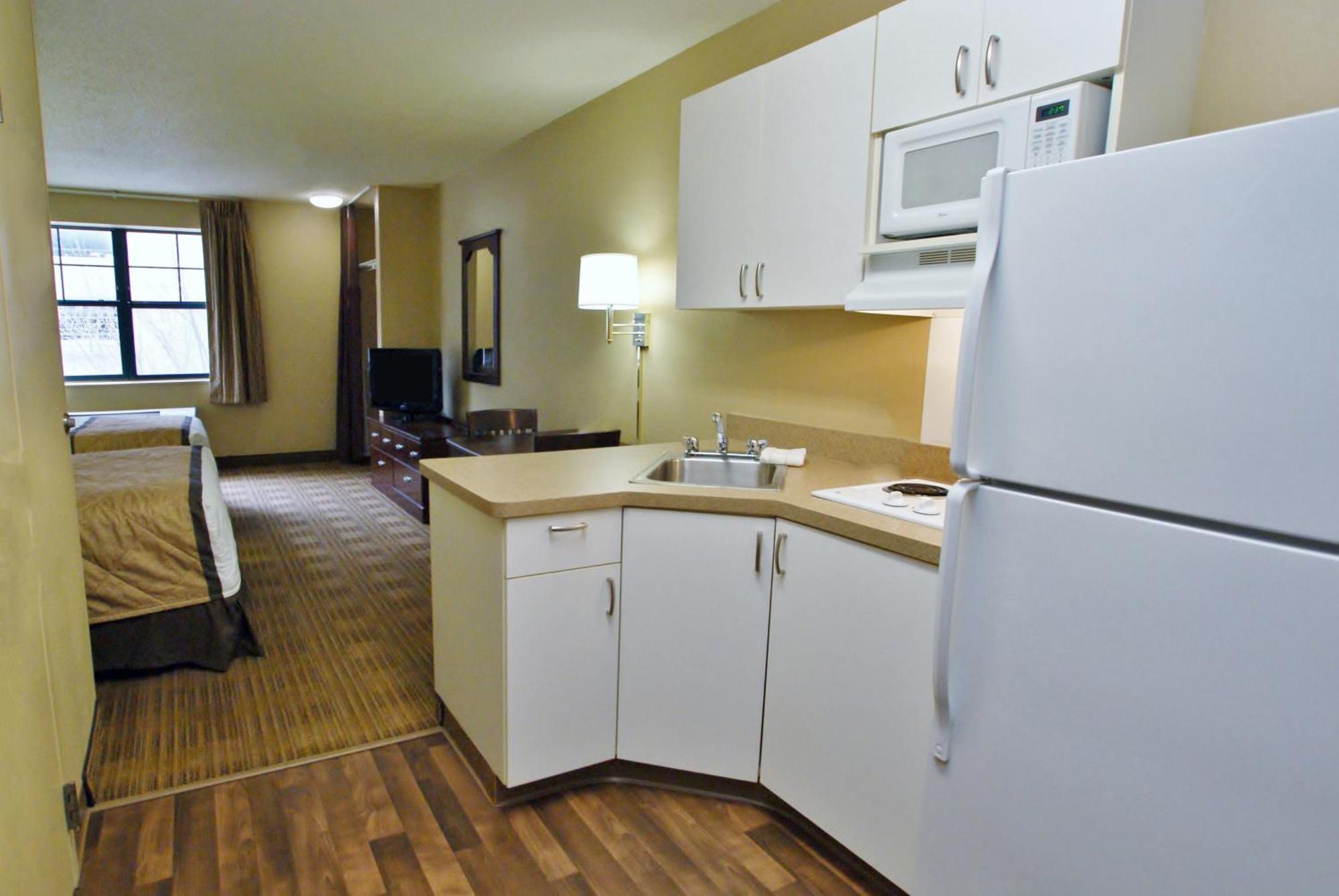 Extended Stay America Suites - Los Angeles - Chino Valley Экстерьер фото
