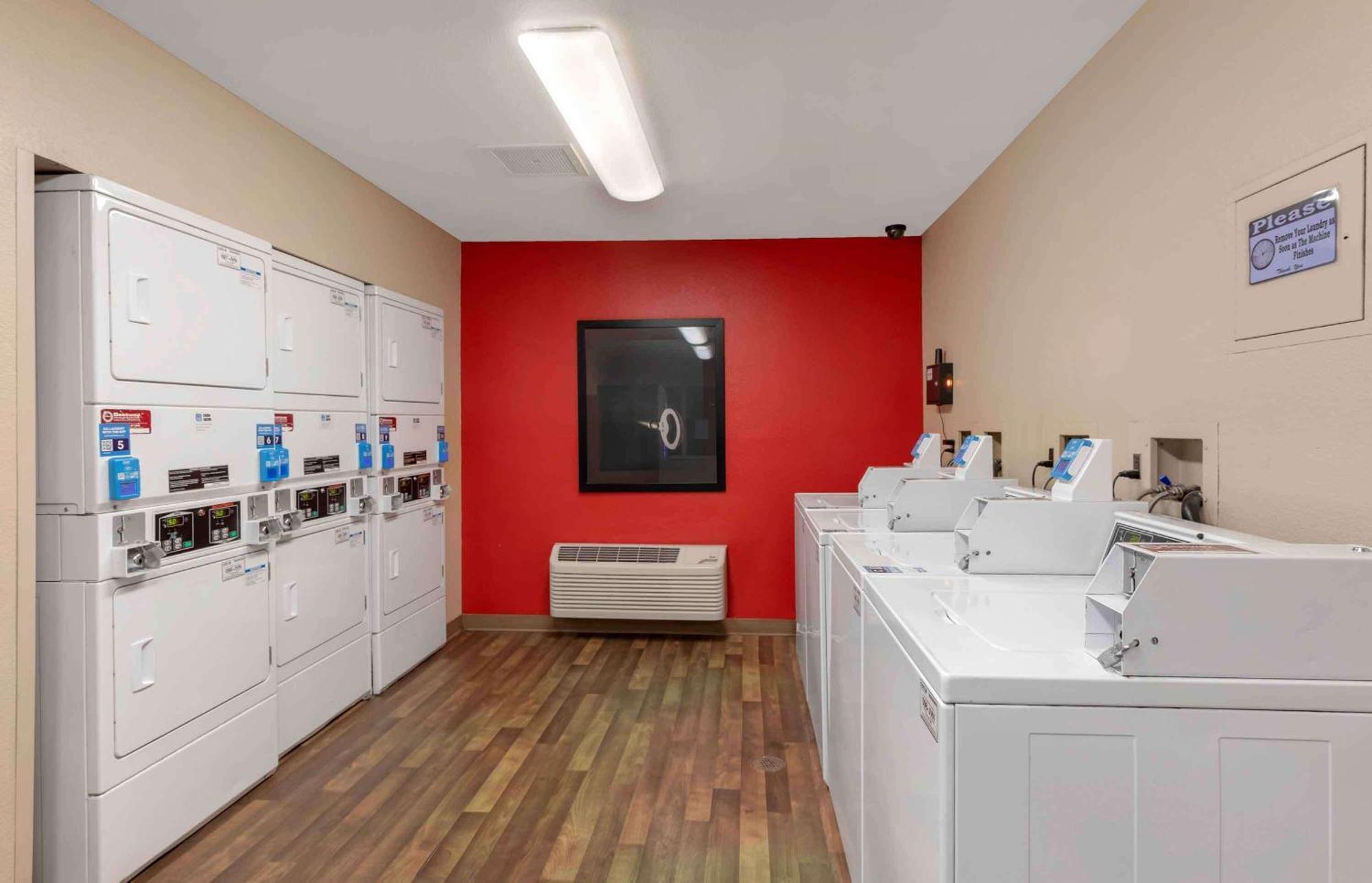 Extended Stay America Suites - Los Angeles - Chino Valley Экстерьер фото