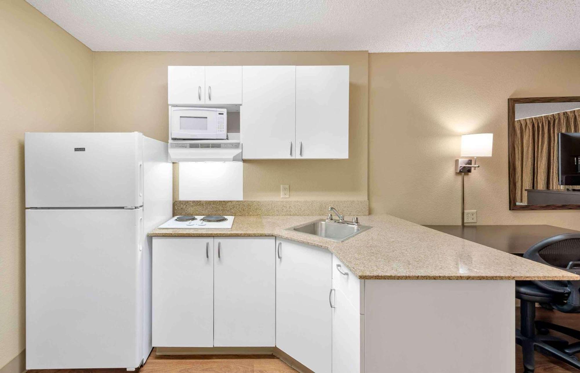 Extended Stay America Suites - Los Angeles - Chino Valley Экстерьер фото
